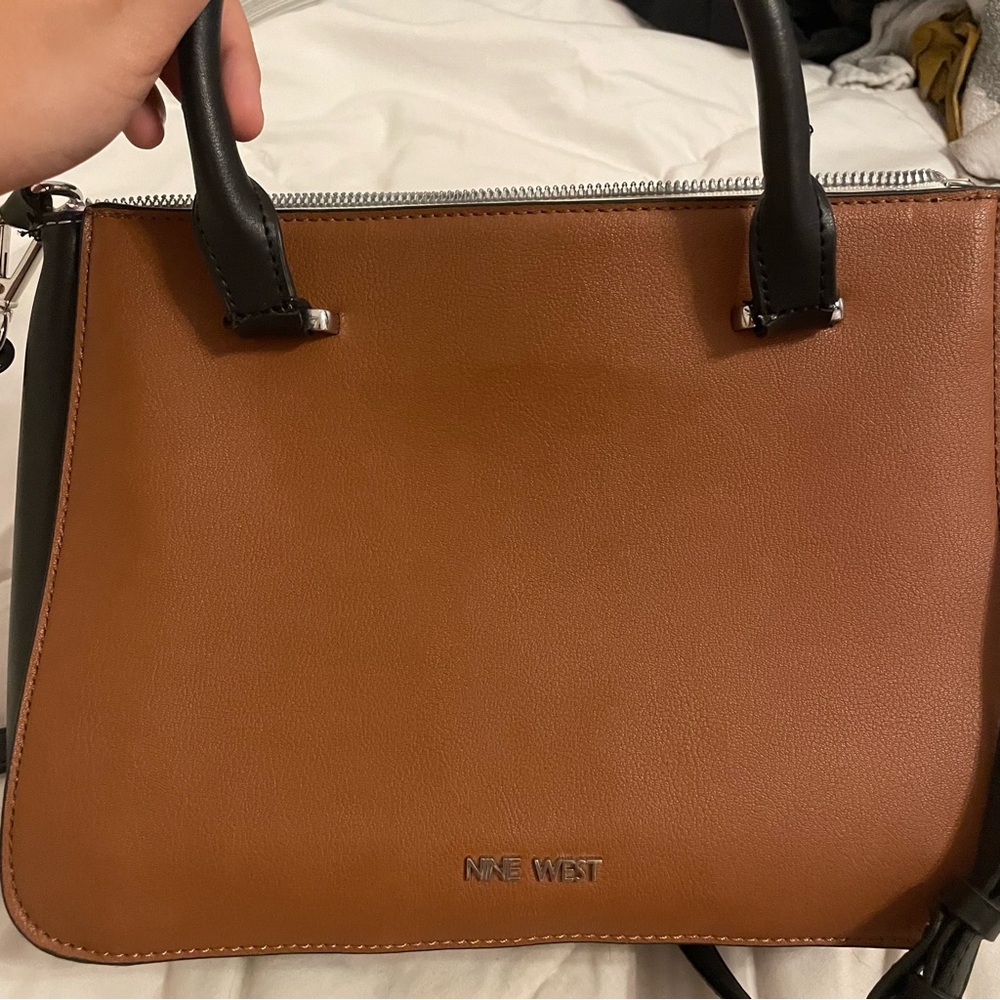 Nine West Basic Neutral Tones Crossbody Purse - image 7